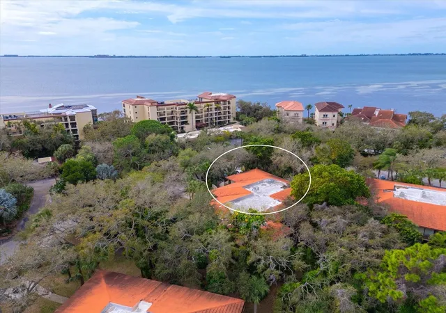Listing Photo 2 - Condo for sale in building located at 3904 Mourning Dove Dr, Bradenton, FL 34210 - Unit #225