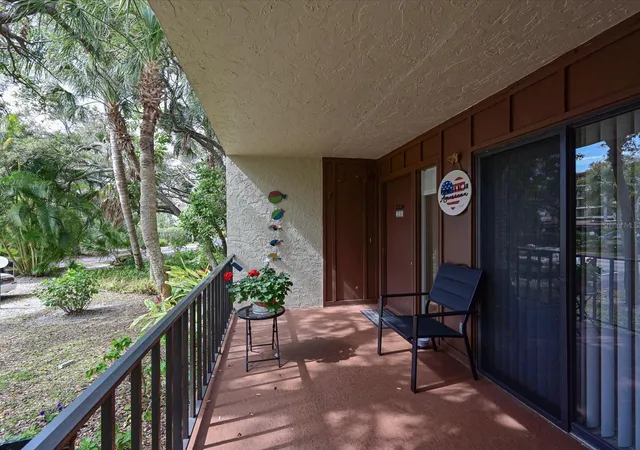 Listing Photo 3 - Condo for sale in building located at 3904 Mourning Dove Dr, Bradenton, FL 34210 - Unit #225
