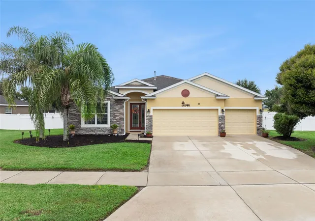 Photo 1 of Single family home for sale at 1425 Avila Ave, Deltona, FL 32725 | MLS# O6438804 | Listing updated on 2026-09-27