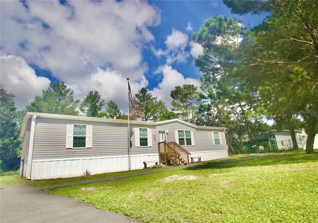 Photo 3 of Manufactured home for sale at 9669 Marley Ave, New Port Richey, FL 34654 | MLS# W7889171 | Listing updated on 2026-09-10