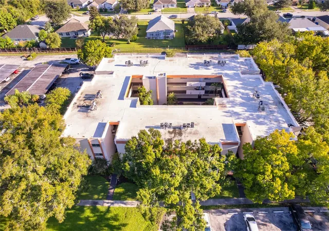 Photo 1 of Condo for sale at 1130 N Lake Parker Ave #C126, Lakeland, FL 33805 | MLS# O6438862 | Listing updated on 2026-09-30