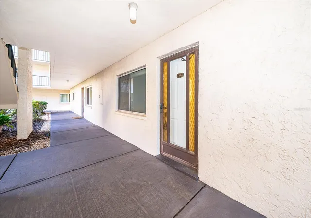 Photo 3 of Condo for sale at 1130 N Lake Parker Ave #C126, Lakeland, FL 33805 | MLS# O6438862 | Listing updated on 2026-09-30