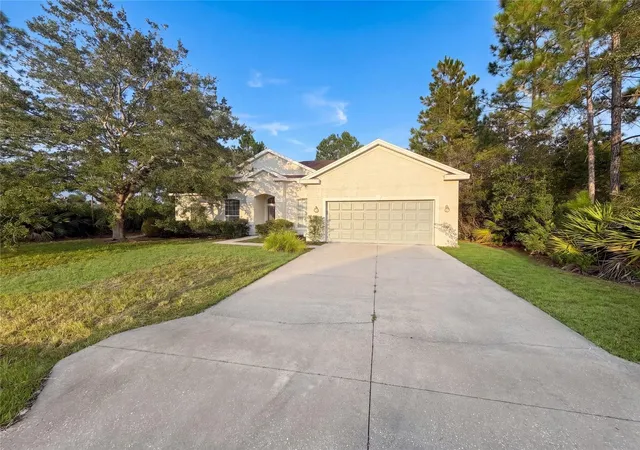 Photo 1 of Single family home for sale at 27 Russman Ln, Palm Coast, FL 32164 | MLS# O6438924 | Listing updated on 2026-10-05