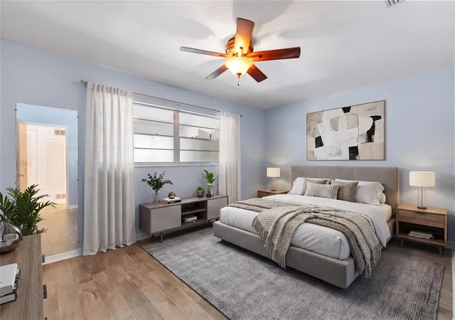 Listing Photo 5 - Condo for sale in building located at 6050 21St St N, St. Petersburg, FL 33714 - Unit #20