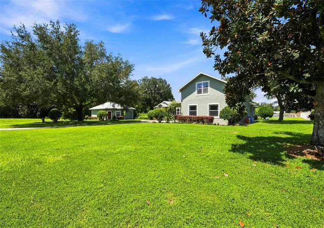 Photo 3 of Single family home for sale at 3410 Punkin Patch Ln, Dover, FL 33527 | MLS# TB8545360 | Listing updated on 2026-09-11