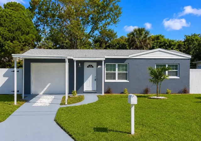 Photo 1 of Single family home for sale at 6041 Dublin Dr, New Port Richey, FL 34653 | MLS# TB8545398 | Listing updated on 2026-10-23