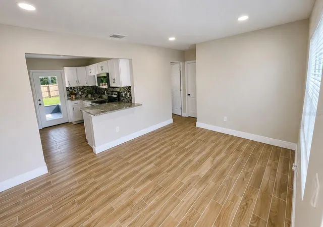 Photo 3 of Single family home for sale at 6041 Dublin Dr, New Port Richey, FL 34653 | MLS# TB8545398 | Listing updated on 2026-10-23