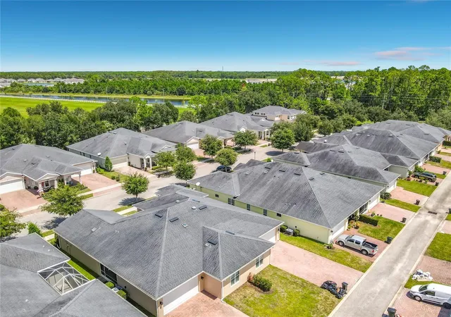 Photo 4 of Townhouse for sale at 3338 Torre Blvd, New Smyrna Beach, FL 32168 | MLS# NS1089163 | Listing updated on 2026-09-17