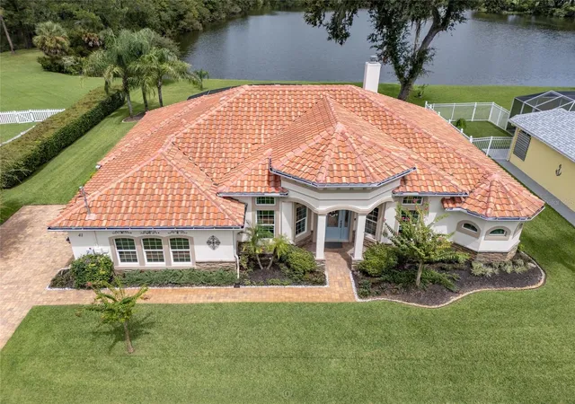 Photo 3 of Single family home for sale at 41 Ludlow Ln W, Palm Coast, FL 32137 | MLS# FC321202 | Listing updated on 2026-09-11