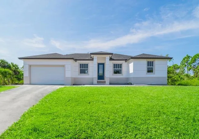 Photo 1 of Single family home for sale at 15101 Brainbridge Cir, Port Charlotte, FL 33981 | MLS# O6439066 | Listing updated on 2026-09-11