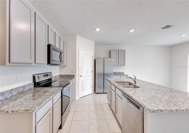 Photo 3 of Single family home for sale at 6766 Grace Hammock Rd, Harmony, FL 34773 | MLS# S5156909 | Listing updated on 2026-10-07