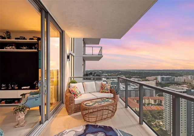 Condo for sale at 301 1st Street S #2805, Saint Petersburg, FL 33701 | MLS# TB8545436 | Listing updated on 2026-10-09