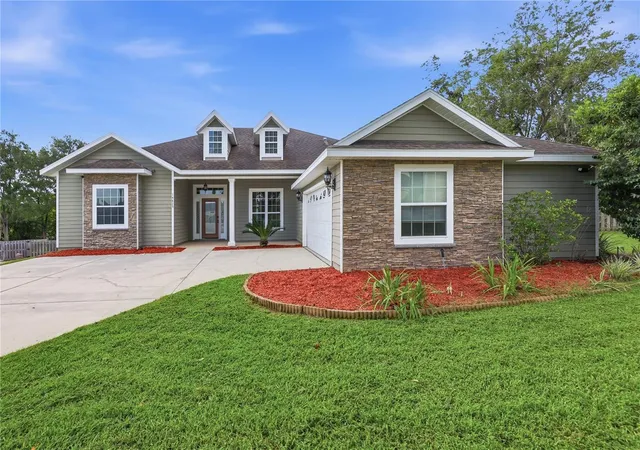 Photo 2 of Single family home for sale at 14825 Nw 151st Lane, Alachua, FL 32615 | MLS# GC543238 | Listing updated on 2026-10-10