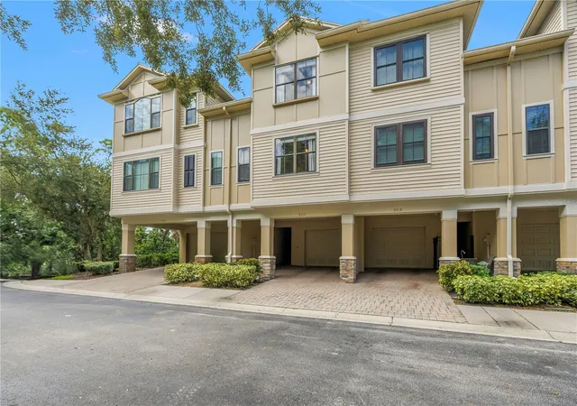 Photo 3 of Townhouse for sale at 9715 Bay Grv Ln, Tampa, FL 33615 | MLS# TB8545444 | Listing updated on 2026-09-26