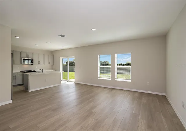 Photo 2 of Single family home for sale at 33816 Noble Crk Pl, Dade City, FL 33525 | MLS# TB8545471 | Listing updated on 2026-09-11