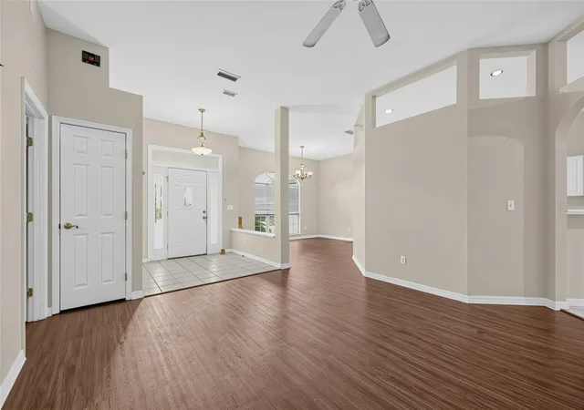 Photo 3 of Single family home for sale at 526 Nw Savannah Cir, Lake City, FL 32055 | MLS# TB8545495 | Listing updated on 2026-10-01