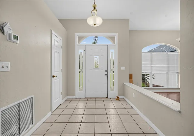 Photo 4 of Single family home for sale at 526 NW Savannah Cir, Lake City, FL 32055 | MLS# TB8545495 | Listing updated on 2026-10-01