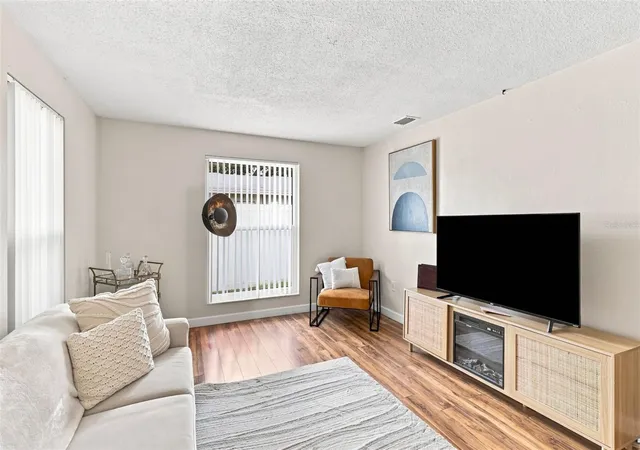 Photo 3 of Single family home for sale at 1511 S Hillcrest Ave, Clearwater, FL 33756 | MLS# W7889204 | Listing updated on 2026-10-06