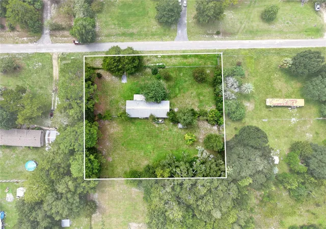 Photo 3 of Manufactured home for sale at 9316 SW 99th Place, Gainesville, FL 32608 | MLS# GC543249 | Listing updated on 2026-09-22
