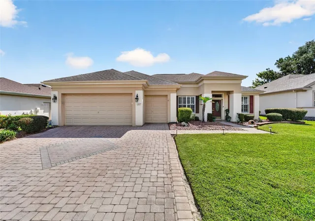 Photo 2 of Single family home for sale at 12827 Se 90th Court Rd, Summerfield, FL 34491 | MLS# G5117370 | Listing updated on 2026-09-13