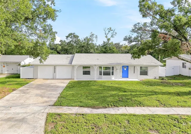 Photo 1 of Sale Pending at 8011 Fountain Ave, Tampa, FL 33615 | MLS# TB8545551 | Listing updated on 2026-09-14
