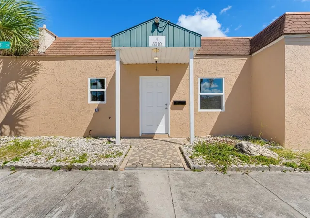Photo 1 of Condo for sale at 6310 Providence Cir #4, New Port Richey, FL 34652 | MLS# W7889206 | Listing updated on 2026-09-11
