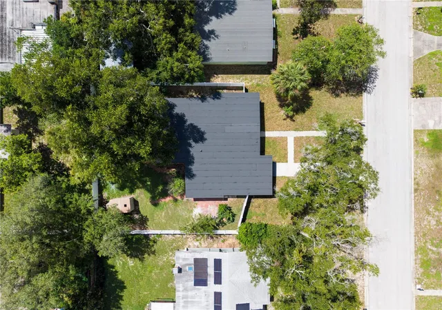 Photo 2 of Single family home for sale at 9805 N 54th Street, Temple Terrace, FL 33617 | MLS# TB8545553 | Listing updated on 2026-09-11