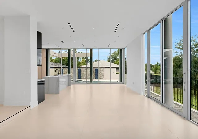 Photo 2 of Single family home for sale at 2661 Via Tuscany, Winter Park, FL 32789 | MLS# O6439181 | Listing updated on 2026-09-11