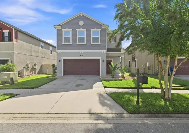 Photo 3 of Single family home for sale at 8096 Seagarden Ln, Land O Lakes, FL 34637 | MLS# TB8545621 | Listing updated on 2026-09-12
