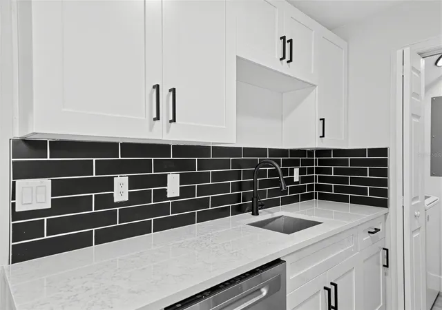 Photo 4 of Townhouse for sale at 2520 Graves Rd #102, Tallahassee, FL 32303 | MLS# O6439235 | Listing updated on 2026-10-15