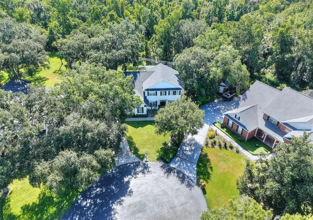 Photo 3 of Single Family Residence at 7365 Millbrook Oaks Dr, Lakeland, FL 33813 | MLS# L4964840 | | Sold on 2026-10-08