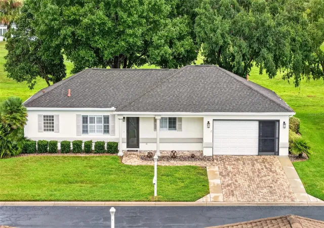 Photo 1 of Single family home for sale at 13727 Sw 111th Avenue, Dunnellon, FL 34432 | MLS# OM731702 | Listing updated on 2026-09-30