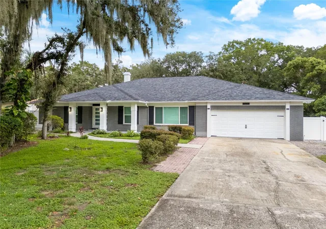Photo 3 of Single family home for sale at 4712 Dover Cliff Ct, Dover, FL 33527 | MLS# TB8545649 | Listing updated on 2026-10-09
