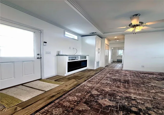 Photo 3 of Manufactured home for sale at 7060 Fairview Village Cir, Winter Haven, FL 33881 | MLS# V4951130 | Listing updated on 2026-09-13