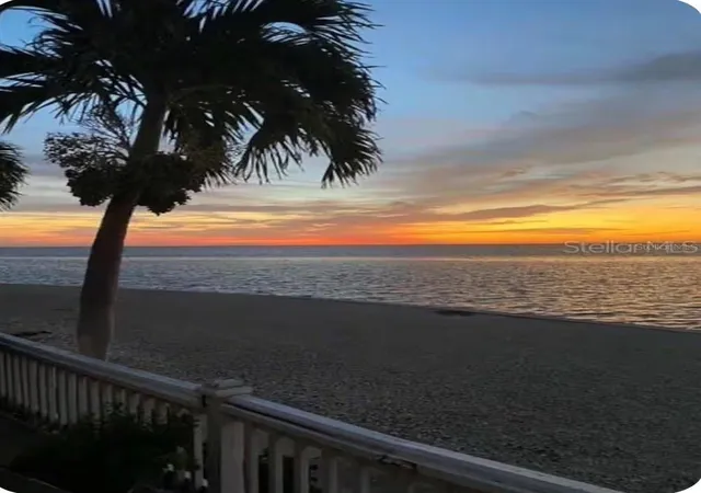 Photo 3 of Condo for sale at 5280 Coquina Key Dr Se #A, Saint Petersburg, FL 33705 | MLS# TB8545691 | Listing updated on 2026-10-12
