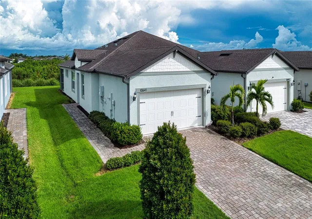 Photo 1 of Single family home for sale at 10641 Spring Tide Way, Parrish, FL 34219 | MLS# A4705119 | Listing updated on 2026-09-26