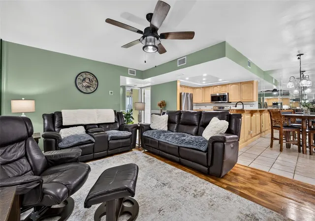 Photo 2 of Townhouse for sale at 7360 Ulmerton Rd #18D, Largo, FL 33771 | MLS# TB8545706 | Listing updated on 2026-10-01