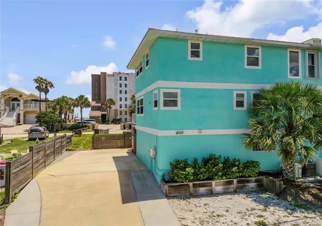 Listing Photo 5 - Condo for sale in building located at 2707 S Atlantic Ave, NEW SMYRNA BEACH, FL 32169