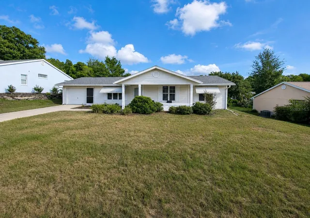 Photo 1 of Single family home for sale at 8129 Sw 117th Loop, Ocala, FL 34481 | MLS# O6439343 | Listing updated on 2026-09-11