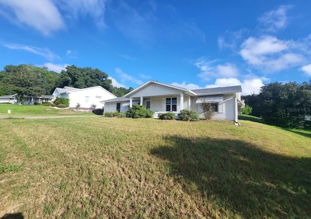 Photo 2 of Single family home for sale at 8129 Sw 117th Loop, Ocala, FL 34481 | MLS# O6439343 | Listing updated on 2026-09-11