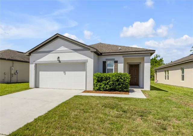 Photo 3 of Single family home for sale at 3006 Neverland Dr, New Smyrna Beach, FL 32168 | MLS# V4951139 | Listing updated on 2026-09-11