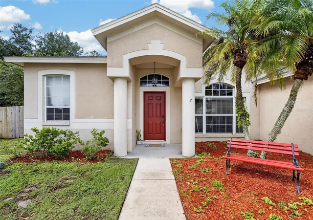 Photo 3 of Single family home for sale at 22240 Willow Lakes Dr, Lutz, FL 33549 | MLS# TB8545828 | Listing updated on 2026-10-08