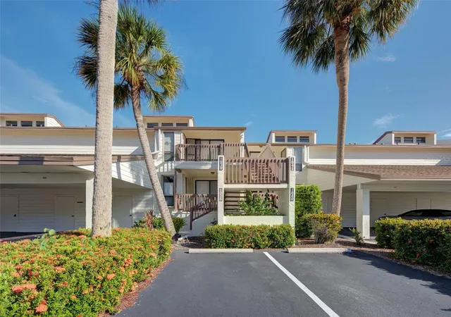 Photo 3 of Condo for sale at 1036 Bird Bay Way #281, Venice, FL 34285 | MLS# N6145624 | Listing updated on 2026-09-12
