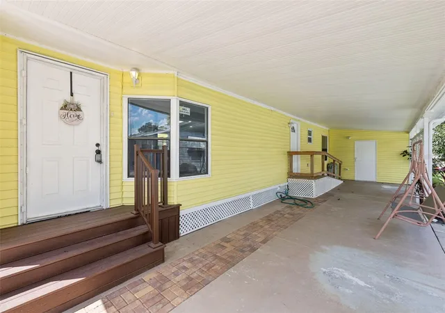 Photo 3 of Sale Pending at 5707 45th Street E #190, Bradenton, FL 34203 | MLS# O6439380 | Listing updated on 2026-10-01