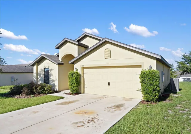 Photo 3 of Single family home for sale at 1175 Moyle Way, Mascotte, FL 34753 | MLS# O6439390 | Listing updated on 2026-10-06