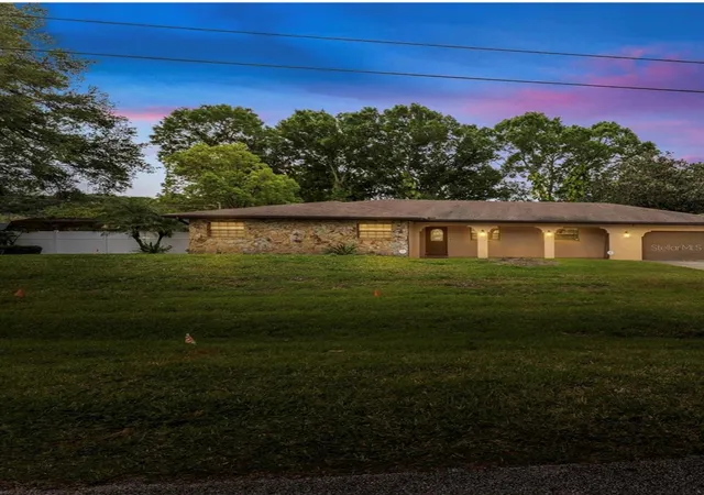 Photo 3 of Single family home for sale at 8210 Westridge Dr, Tampa, FL 33615 | MLS# TB8545879 | Listing updated on 2026-09-11
