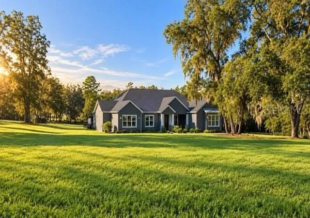 Photo 3 of Single family home for sale at 11707 Se 101st Court Rd, Belleview, FL 34420 | MLS# OM731783 | Listing updated on 2026-09-14