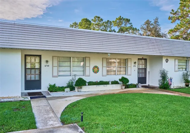 Photo 2 of Multi family home for sale at 6760 Daytona Dr, Lake Wales, FL | MLS# TB8545955 | Listing updated on 2026-10-07