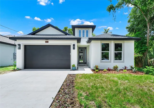 Single family home for sale at 2034 E Grant Ave, ORLANDO, FL 32806 | MLS# O6439517