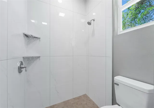 Photo 3 of Single family home for sale at 2034 E Grant Ave, Orlando, FL 32806 | MLS# O6439517 | Listing updated on 2026-10-28